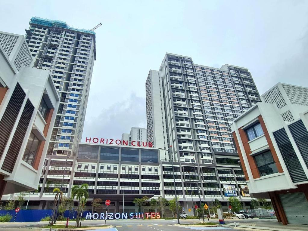 Horizon Suite Homestay, Klia By S&T Homez Sepang Eksteriør bilde